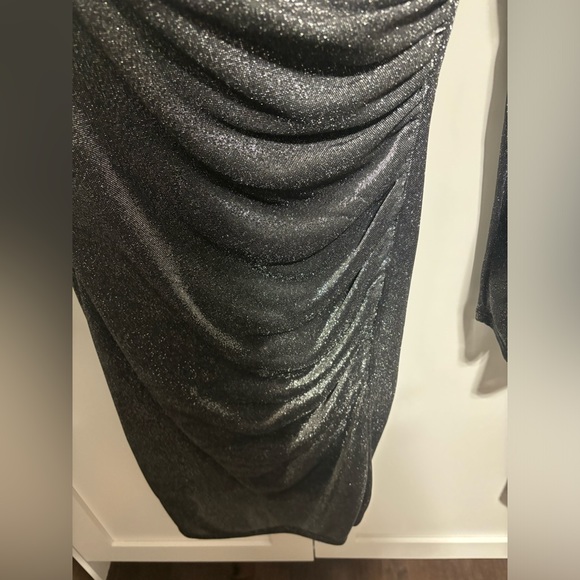 Long-Sleeve Silver Sparkle Knit Ruched Sheath Dress New - size 2, and 8 Avail. - Picture 5 of 10